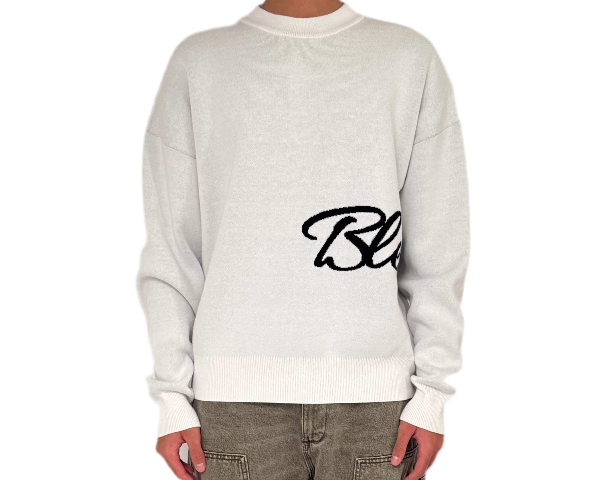 WHITE KNITSWEATER